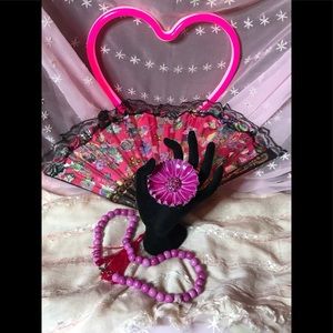 💓💞PINK SALE💕💓Necklace & 60’s brooch💗💞